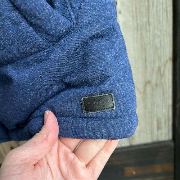 Outpost Makers blue puffer vest size large - Picture 2 of 8